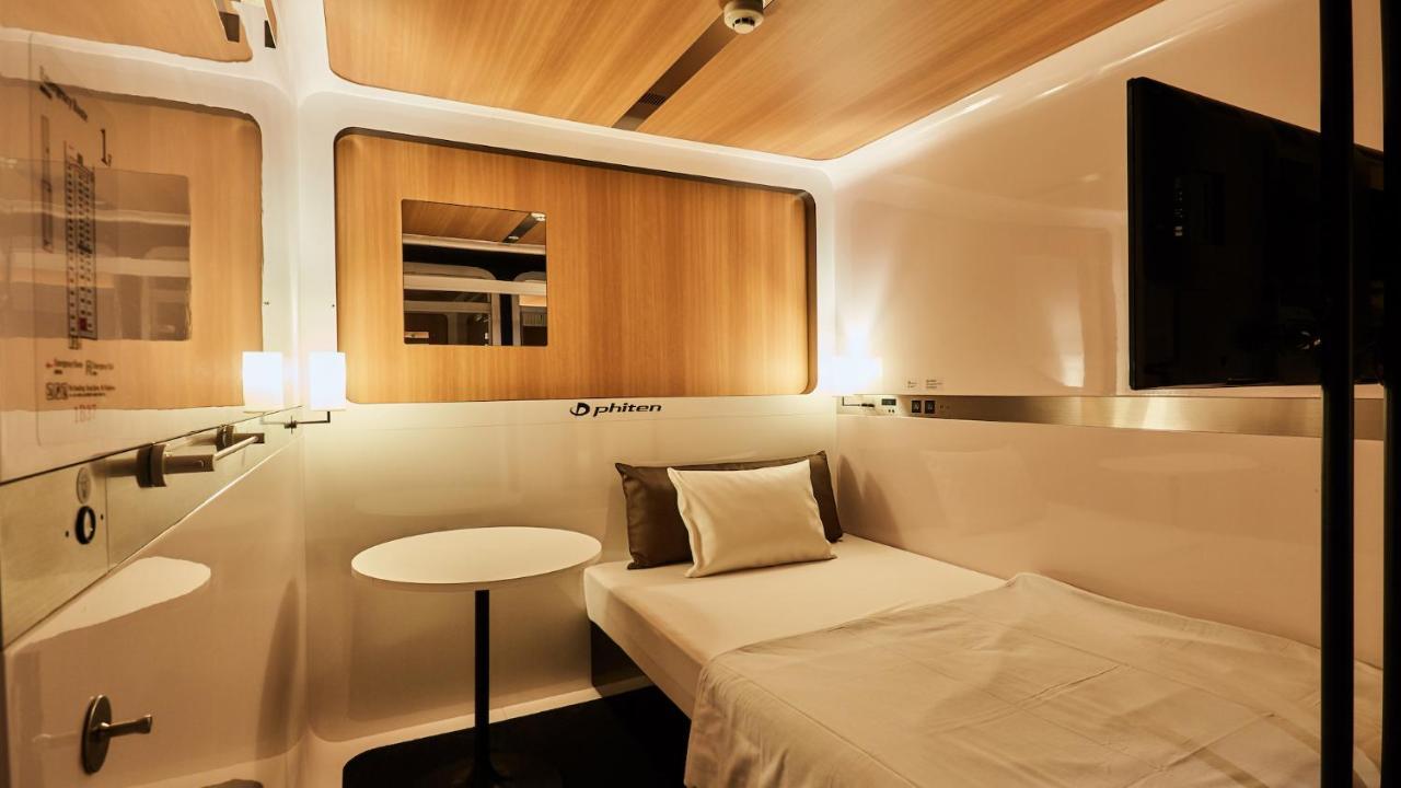 First Cabin Nishi Umeda Osaca Exterior foto